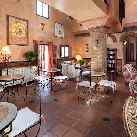 Alavera De Banos מלון רונדה